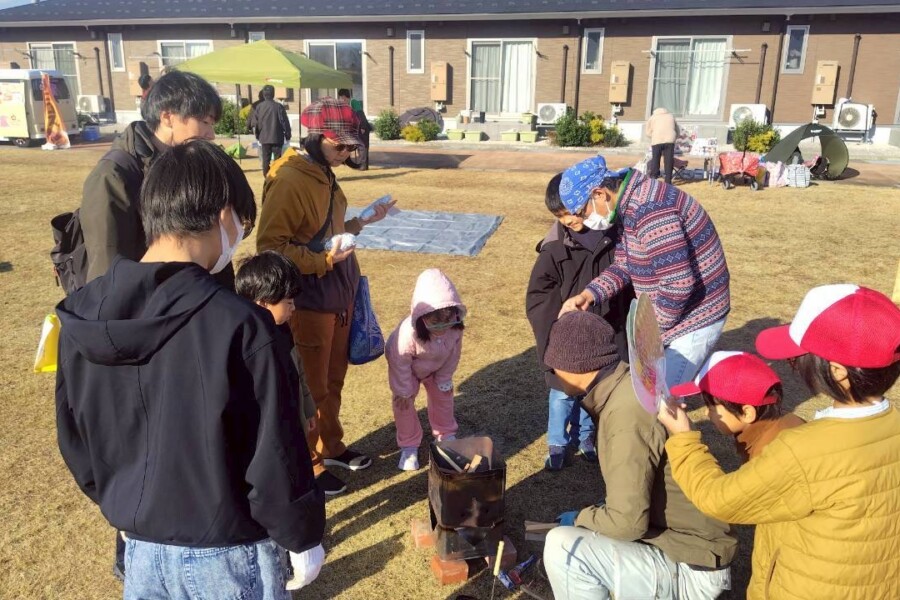 月イチ園むすび12月『火おこししちゃお!! やきいもたべちゃお!!』